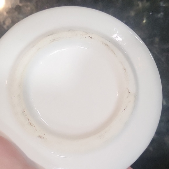 Vintage Blue Onion Pattern Tea Pot Set with Wire Spring Handle - Picture 13 of 14